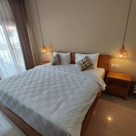 Villa Lovecho Canggu Buitenkant foto