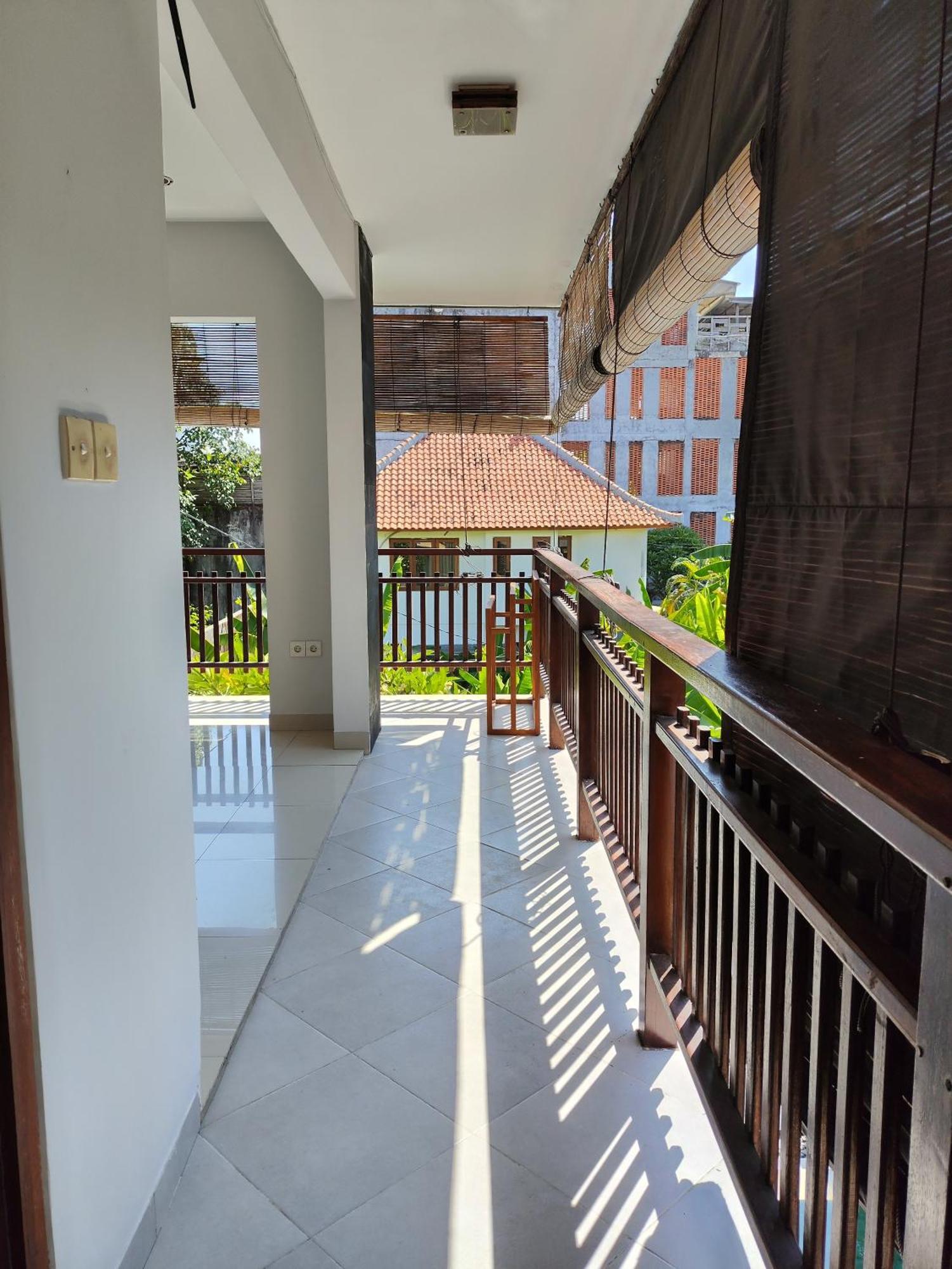 Villa Lovecho Canggu Buitenkant foto