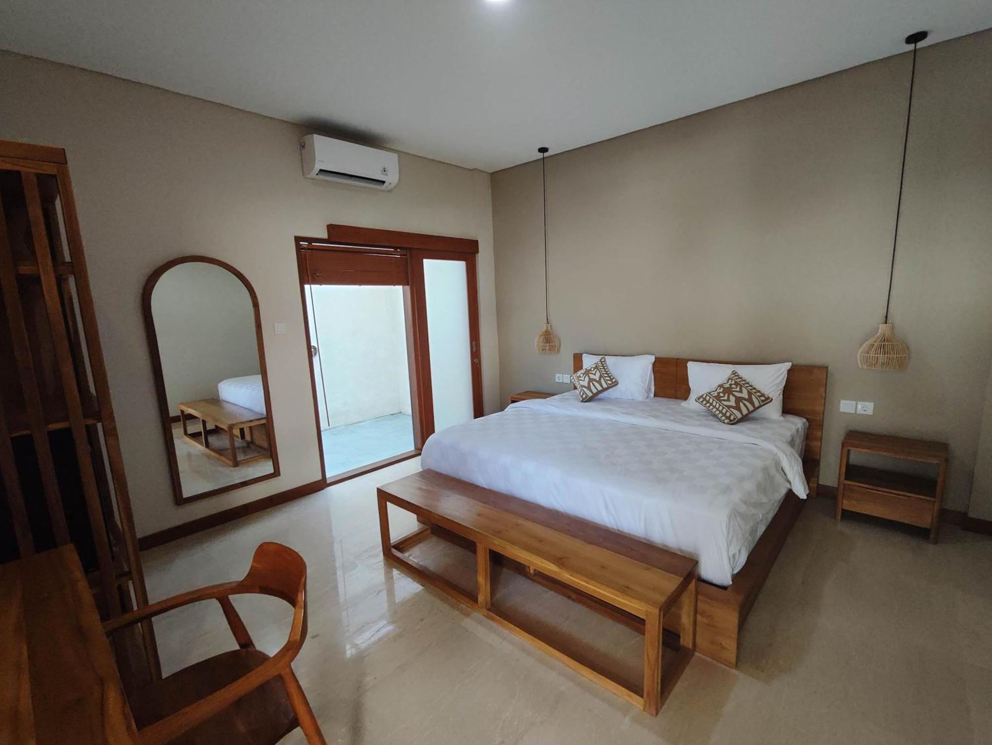 Villa Lovecho Canggu Buitenkant foto