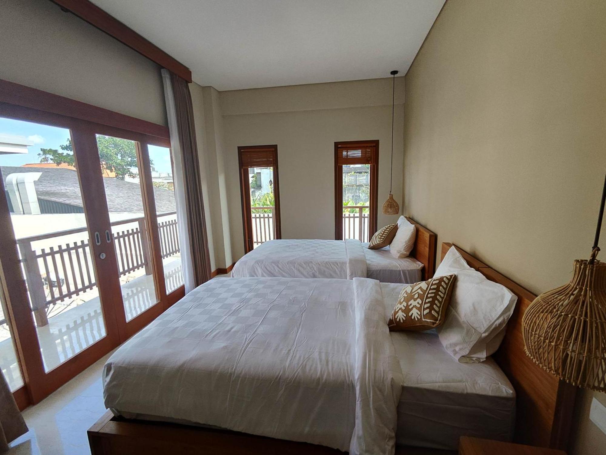 Villa Lovecho Canggu Buitenkant foto