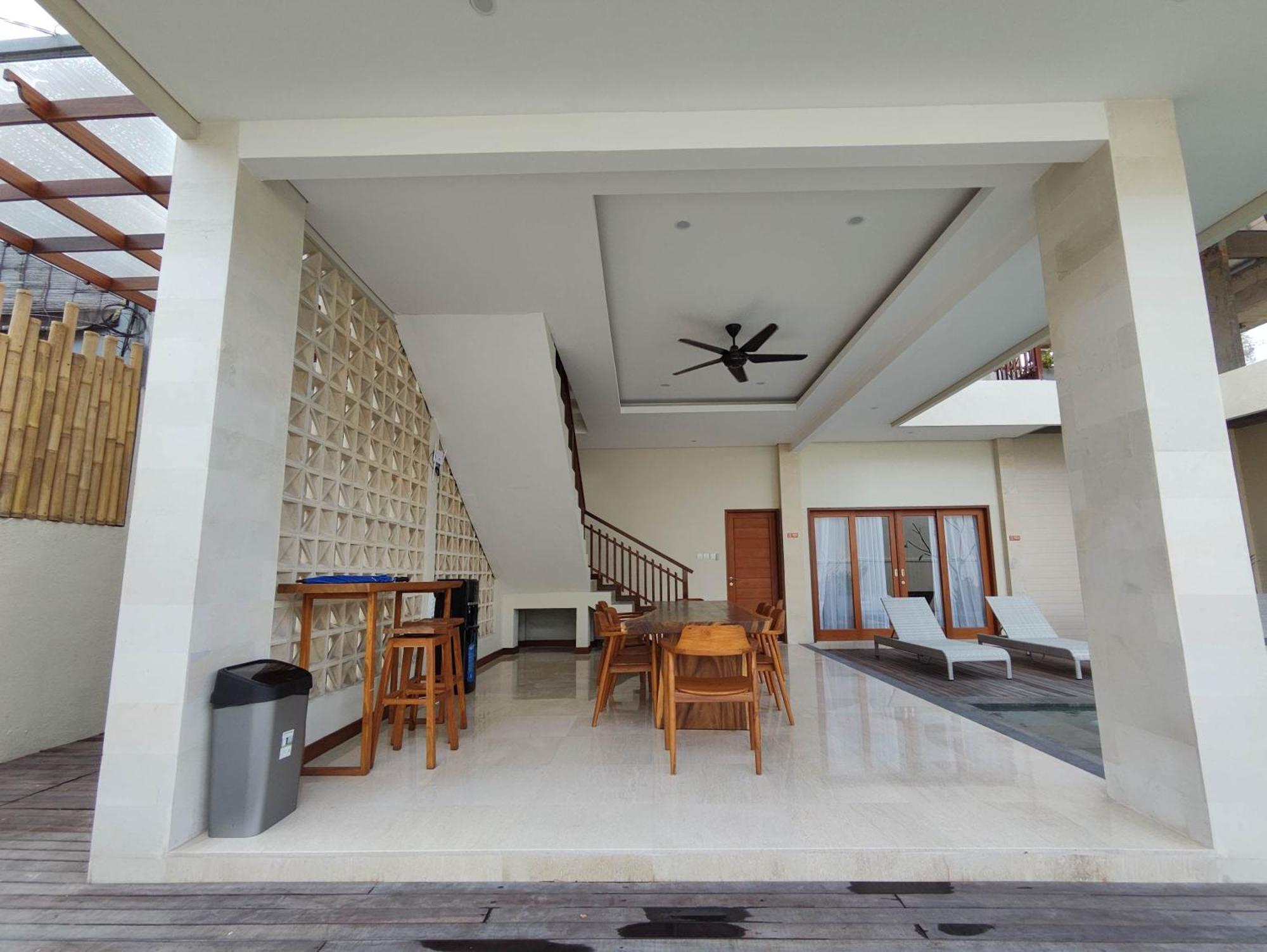 Villa Lovecho Canggu Buitenkant foto