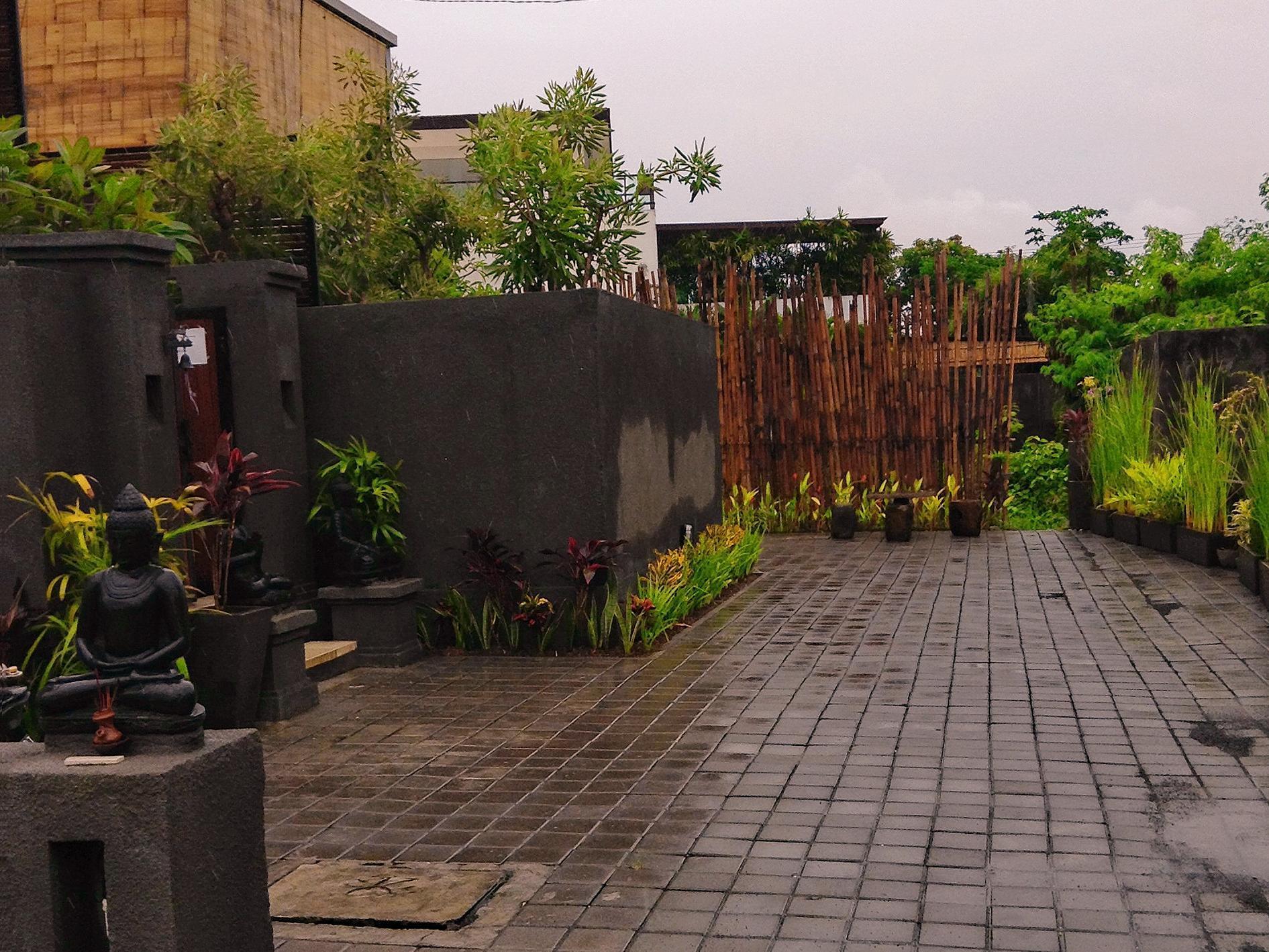 Villa Lovecho Canggu Buitenkant foto